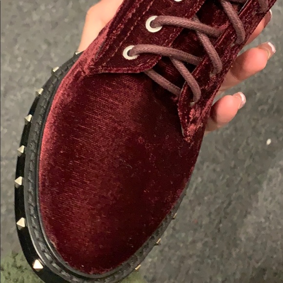 Brand new burgundy velvet combat style boot - Picture 6 of 8